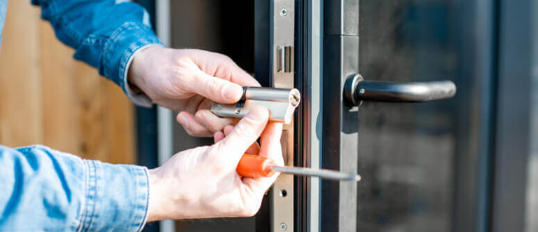 Commercial Locksmith Avenal
